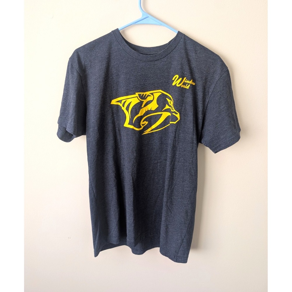 Window World Mens M Gray Nashville Predators Short Sleeve Logo Graphic T-Shirt
